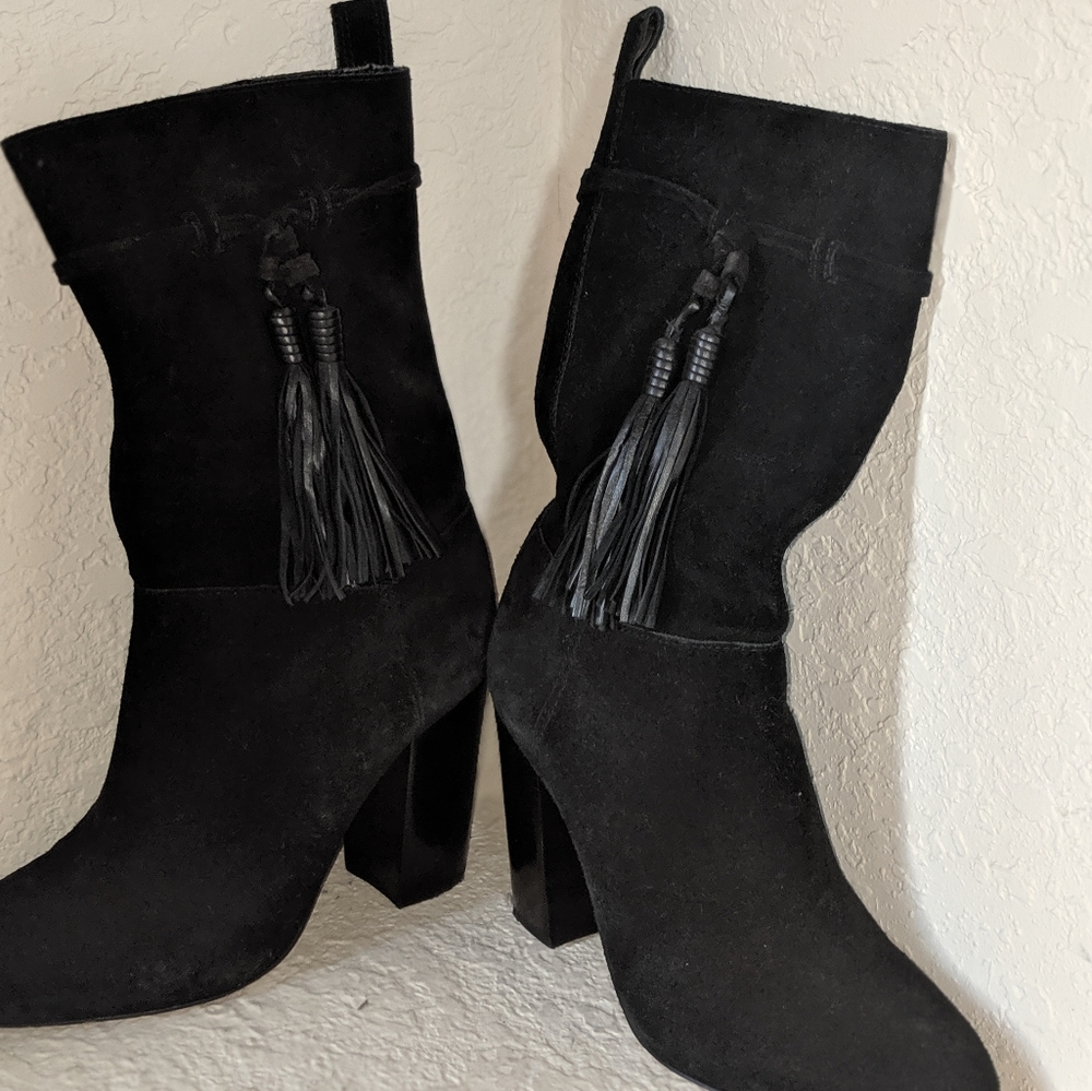 black booties